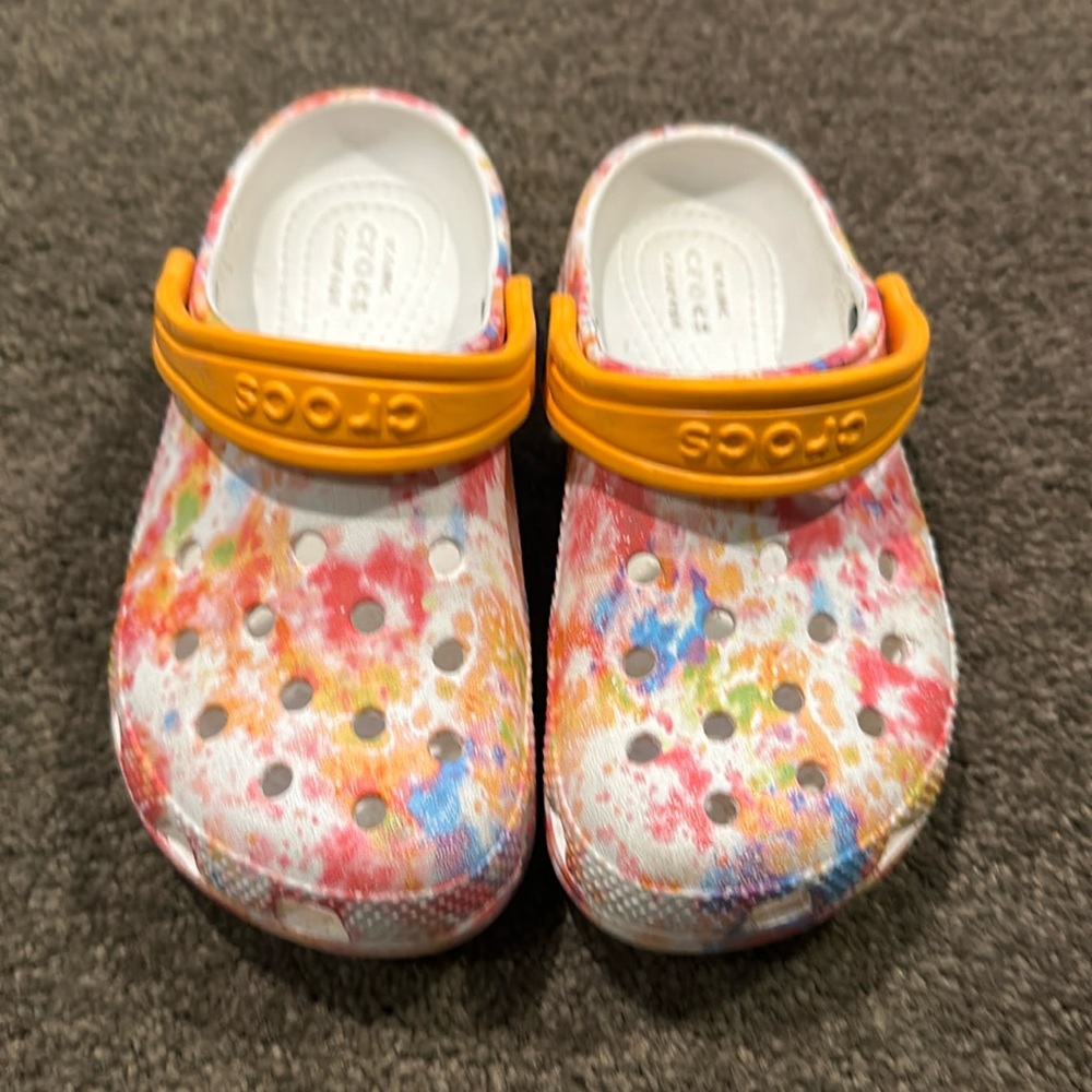 Crocs Classic Tie-Dye Graphic Clog Kids Girls Size 11